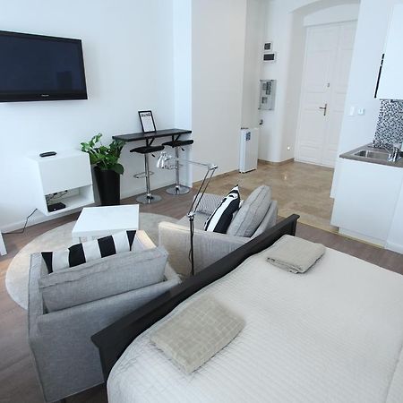 Pearl Apartment In The Center With City View Budapest Exterior photo